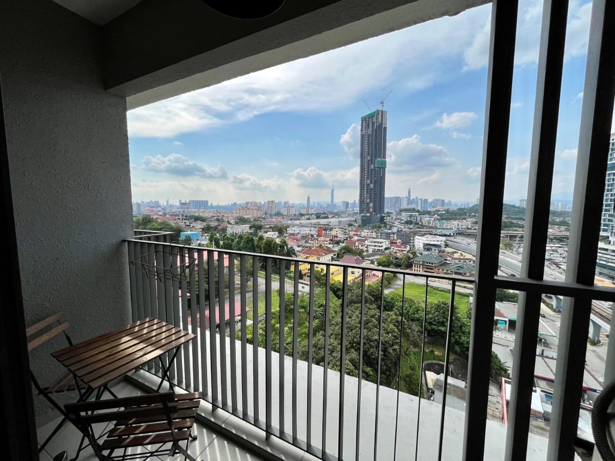 Apartemen Ekocheras Residences By White Forest Suites *